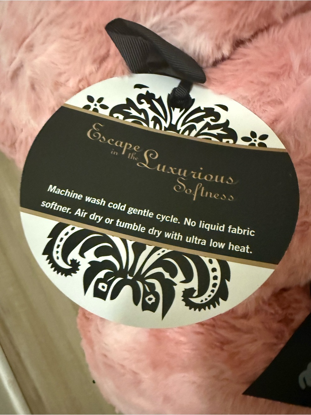 Minky Couture Blanket Pink Adult size 50in x 60in - Picture 3 of 4